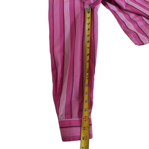 Wrinkle Free Shaped Fit Collared Button Down Long Sleeve Shirt Top Size 12P - Picture 16 of 17